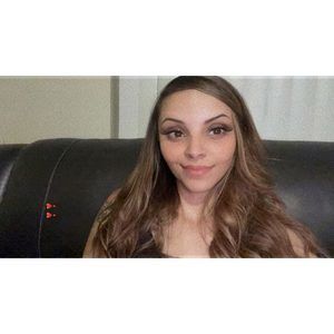 Meet your Posher, Gaby